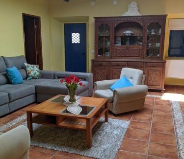Famalicao House | Rural Retreat - Quinta Sol 3 Bedroom House - Nazaré, Portugal