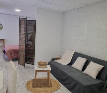 Cortes de Pallas Apartment | Rural studio