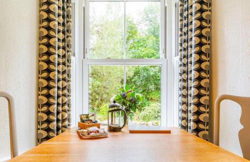 Ambleside House | Rushbrook