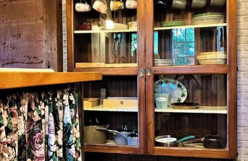 Cane Beds Cottage | Rustic Adobe Walls Cottage, near Zion - fast WIFI