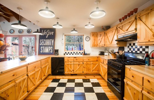 Sedona Cabin | Rustic Beauty in the Canyon