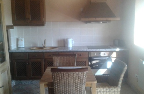 Alcaucin Cottage | Rustic charming casita mountain views , near Alcaucin village