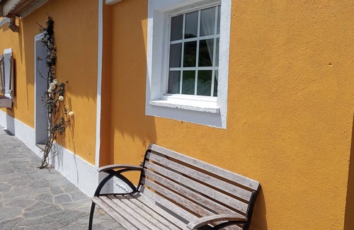 Ponta Delgada Cottage | Rustic cottage with seaview