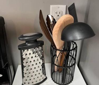 South London Apartment | Rustic Elegance & Style 1BR