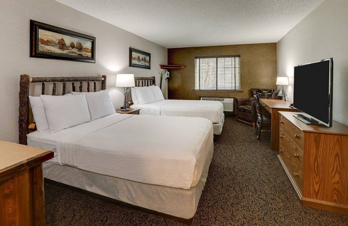 Johnston Hotel | Rustic-inspired Suites - Free Hot Breakfast w/Easy Access to I-35 | 4 Units