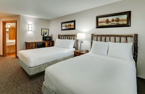 Johnston Hotel | Rustic-inspired Suites - Free Hot Breakfast w/Easy Access to I-35 | 4 Units