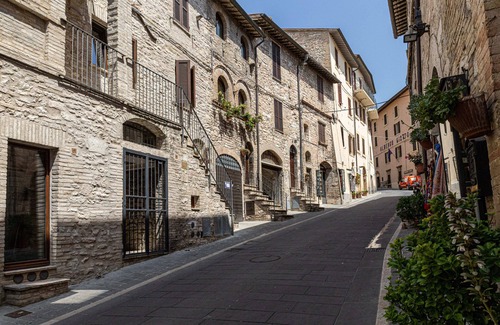 Assisi Apartment | [Rustic Loft] in Old Town