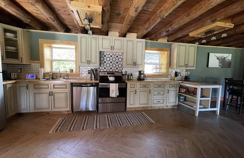 Saratoga Springs Cabin | Rustic Log Cabin on private horse farm!