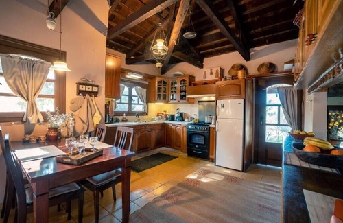 Tilisos House | Rustic Retreat