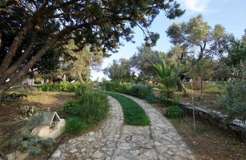 Tilisos House | Rustic Retreat