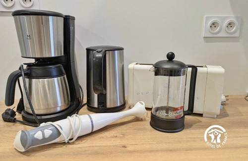 Saint-Cenere Cottage | Rustic Riverside Retreat: 2-Bed Cottage with Garden, Pets Welcome