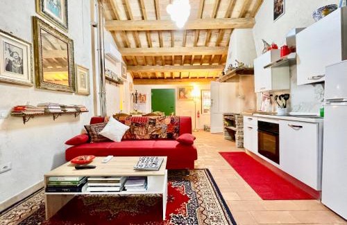 Saludecio House | Rustico con Jacuzzi privata BBQ e 3 camere