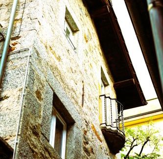 Brissago House | Rustico in pietra