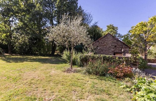Bouvron Bed & Breakfast | Rustique, Confort et Détente Près de Nantes: Chambre Équipée avec Petit-Déjeuner Inclus - FR-1-306-1254