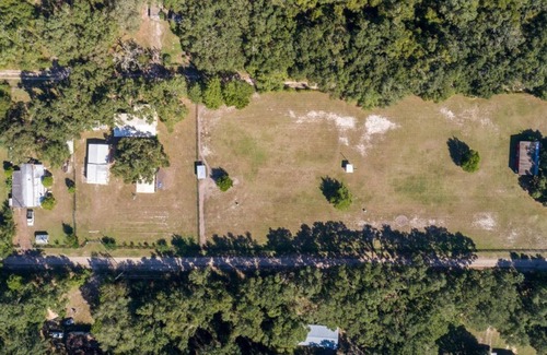 Ocklawaha RV Rental | Rv Port campsite country living at its best