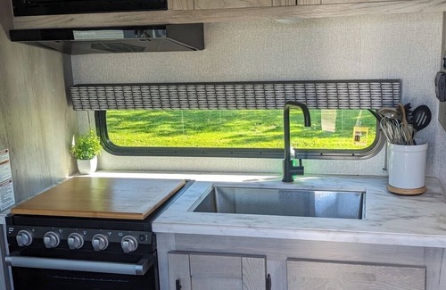 Milroy House | RV Rental 21 - Hartman Center