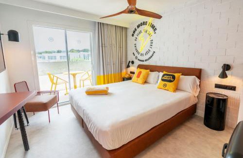San Antonio Bay Hotel | Ryans Lolas - Adults Only