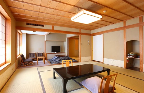 Nozawaonsen House | Ryokan Sakaya