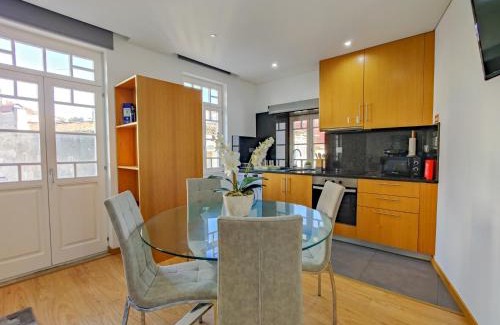 Monserrate Apartment | São Domingos Apartment - Viana City Centre