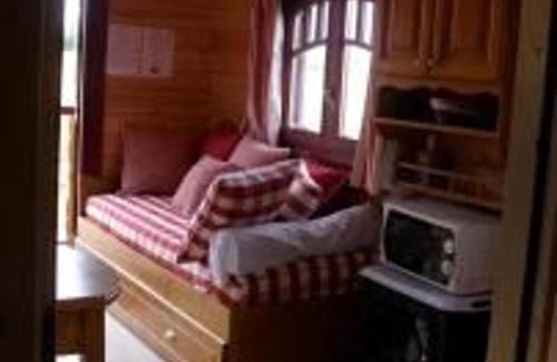 Chantenay-Villedieu House | Séjour Bucolique en Roulotte au Cœur d'une Ferme Familiale en Sarthe - FR-1-410-229