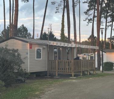 Saint-Julien-en-Born Other | Séjour détente en mobil-home 4 à 6 pers Camping 4 étoiles