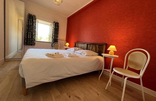 Lavault-Sainte-Anne House | Séjour de golf et détente au Domaine de Bisseret, terrasse spacieuse, tout inclus - FR-1-489-438