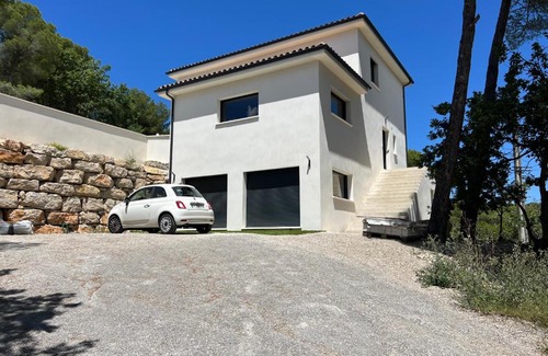 Pierrevert House | Séjour en Provence