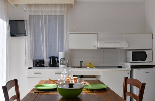 Montreal Condo | Séjour relaxant | Terrasse et piscine extérieure