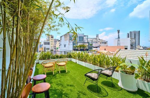 District 4 Apartment | S Lux Apartment 5 mins walking in central