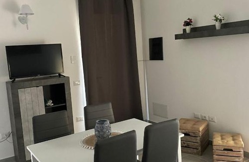 Uta Apartment | S'olivariu House