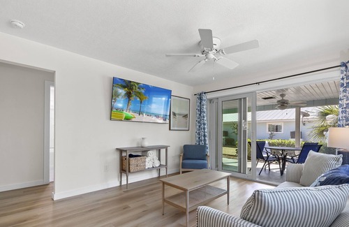 Sanibel Cottage | Sabal Palm Cottage, quaint island paradise