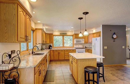 Summit Lake House | Sabel's Retreat with Summit Lake Views
