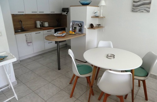 Les Sables d'Olonne Apartment | Sables d'Olo. Superb T3, classified 3*, 7mn walk from the sea and the thalasso.
