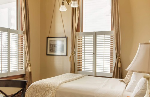Three Forks Hotel | Sacajawea Hotel