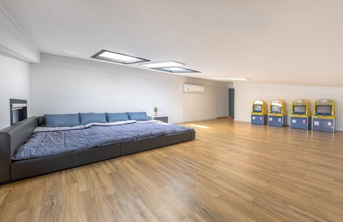 Tokso House | Sacheon Ara Private Pool Villa