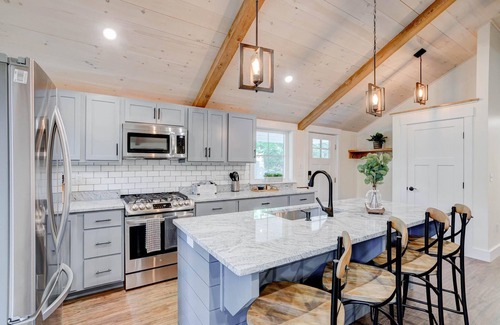 Center Conway House | Saco River Farmhouse, Riverfront Getaway in Conway! 10 Mins to Downtown!