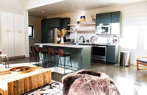 Rangeley House | Saddleback - Parmachenee A Frame #19 - Apres Ski Maine