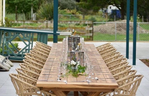 Ashhurst House | SaddleHills, absolute luxury with rustic charm, instantly & comfortably at home