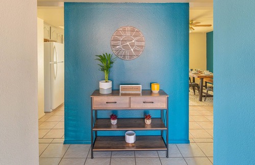 Glendale House | SAFE & COZY RETREAT👙PRIVATE POOL🥩BBQ🏓GAMES