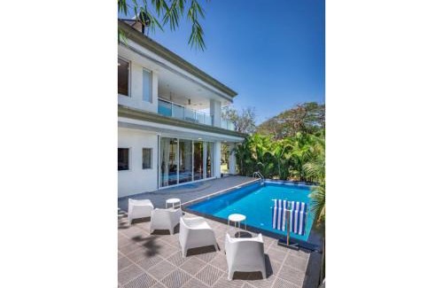 Alibaug Villa | SaffronStays 7 Seas, Alibaug