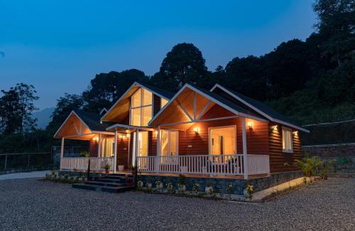 Bullawala Villa | SaffronStays Cottage Glade, Dehradun - luxury wooden cottage