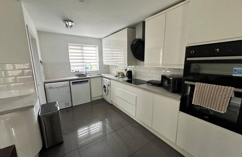 Stoke-on-Trent Apartment | Sage House - City centre Hanley, Alton towers