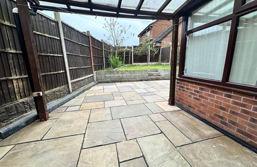Stoke-on-Trent Apartment | Sage House - City centre Hanley, Alton towers