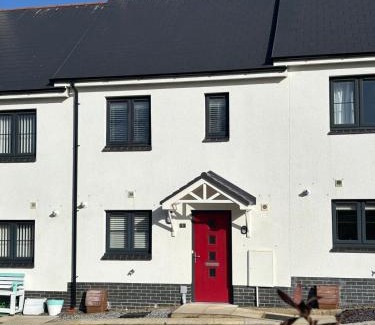 Sageston House | Sageston Tenby 2 bed new build bike and board store