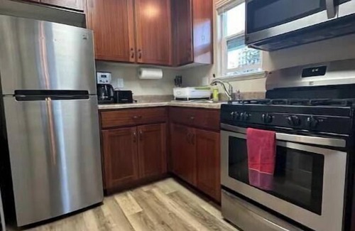 McKinleyville House | Sagewood Hideaway- close to town