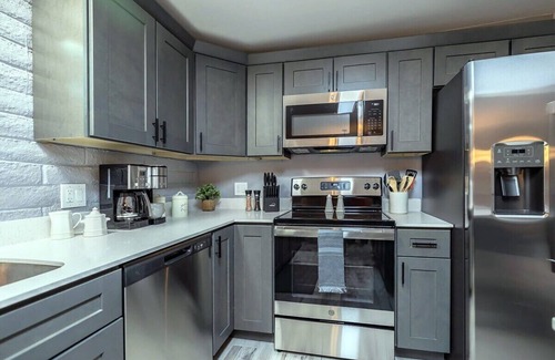 Oro Valley House | SaguarOasis by Velo - Hilltop Private Resort Home