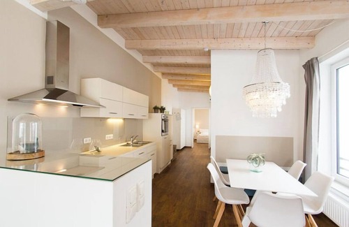 Warnemuende Apartment | Sailorlodge, quiet location on the Alter Strom - family-friendly, modern, special