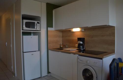 Saint-Cyprien Plage Apartment | SAINT CYPRIEN - Appartement 3 PIECES 6 Personnes SC060-106A