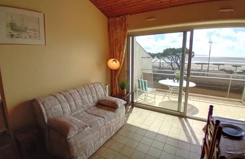 Saint-Georges-de-Didonne Apartment | Saint Georges de Didonne - APPARTEMENT FACE à la PLAGE - Etoile de Mer