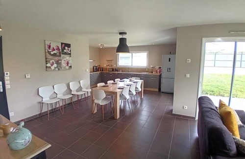 Saint-Palais-sur-Mer House | Saint Palais sur Mer - RECENT HOUSE with all COMFORTS - WIFI - in a quiet area